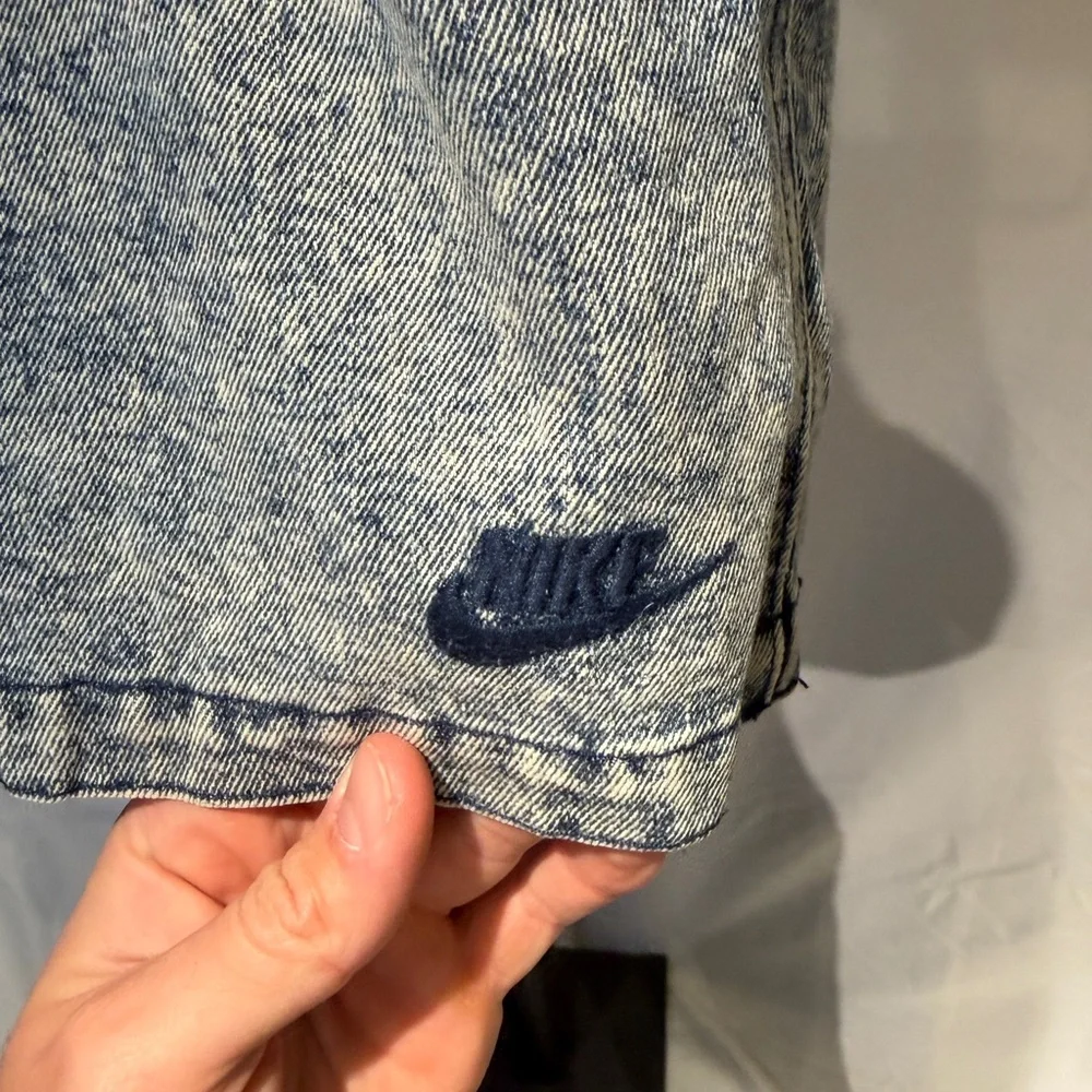 Nike trendy blue